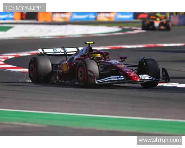 F1车队赛中策略调整与即时数据应用的关键作用与影响分析 F1车队赛中策略调整与即时数据应用的关键作用与影响分析